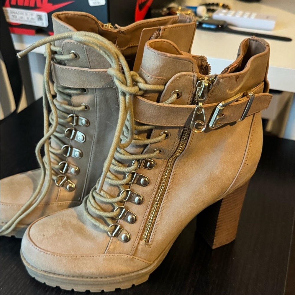 Guess Ankle boots in Tan/light brown